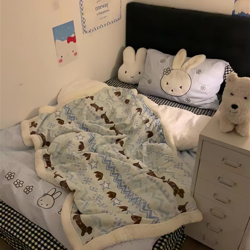 2025新款牛奶绒毛毯加厚羊羔绒A类多功能小毯子沙发午睡盖毯ins风