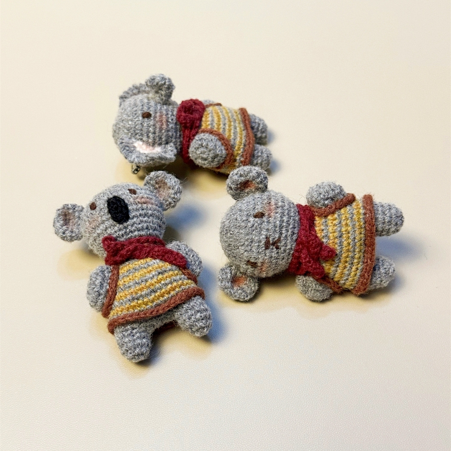 原创设计小象小熊考拉老鼠胸针挂件包挂车挂纯手工羊毛线全身缝合