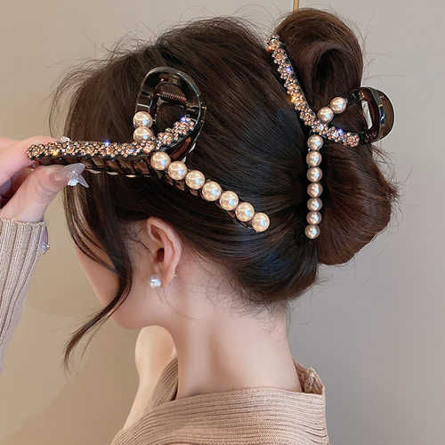 2025新款感韩版珍珠镶钻抓夹轻奢闪钻鲨鱼夹后脑勺盘发夹发卡