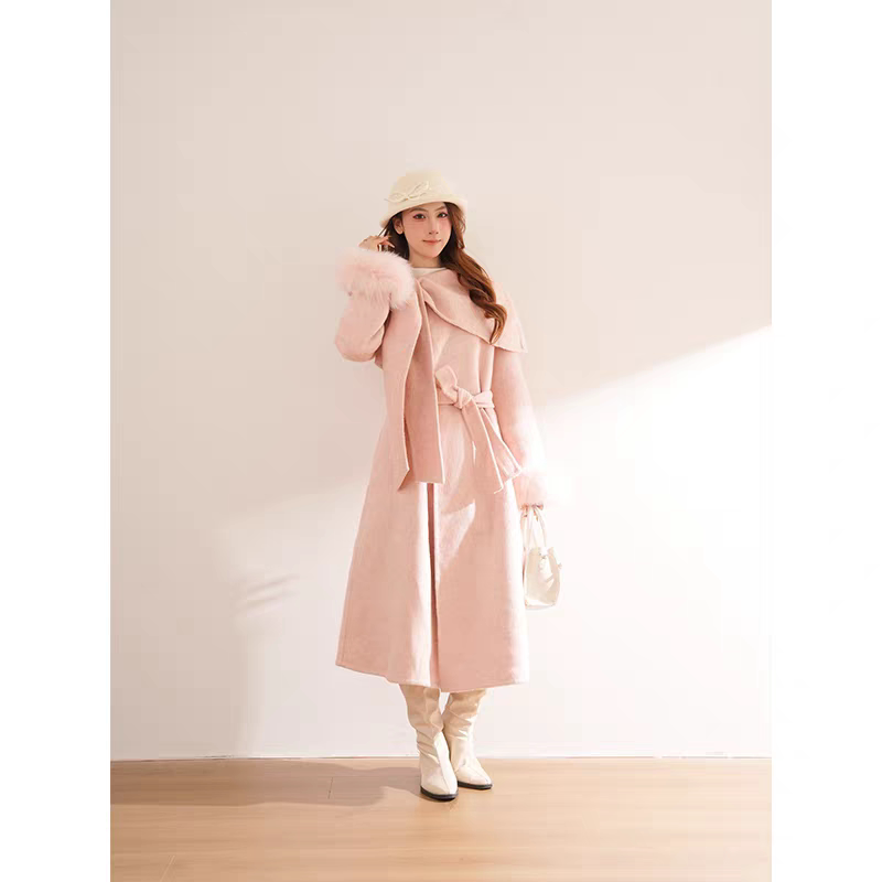 气质法式千金贵气风粉色长款毛呢大衣+披肩两件套女2025冬季新款