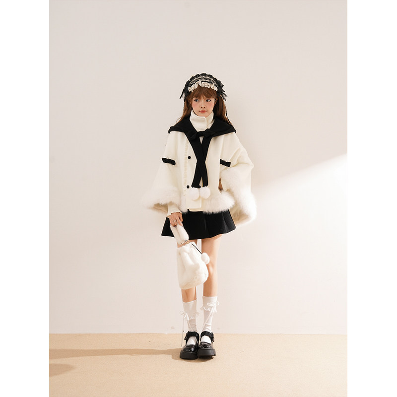 雪国来信 冬季新款千金风斗篷毛毛边披肩小熊帽子+百褶半身裙套装