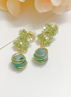 「春色撩人」高级感透光琉璃时尚贝壳花绿色白色无耳洞蚊香盘耳夹