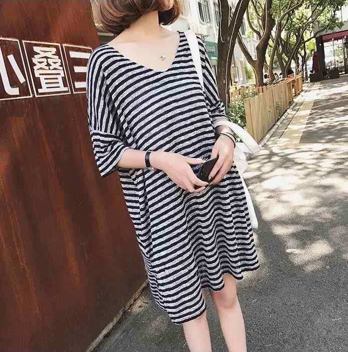 孕妇睡裙夏季产后哺乳睡衣外出条纹辣妈款喂奶衣服大码短袖连衣裙