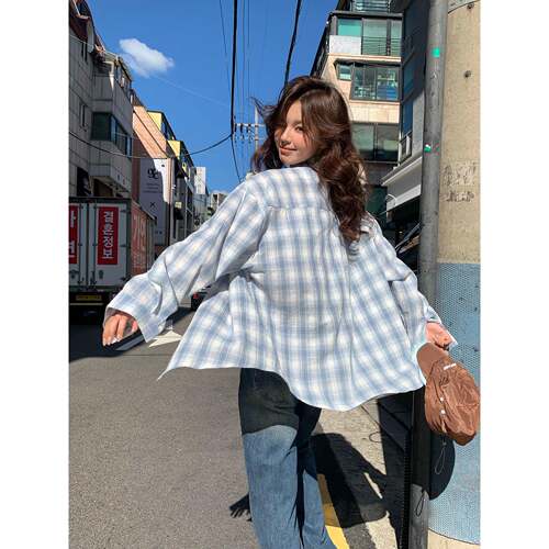佩佩家蓝色格子衬衫女春季2025新款长袖宽松慵懒风开衫外套上衣潮