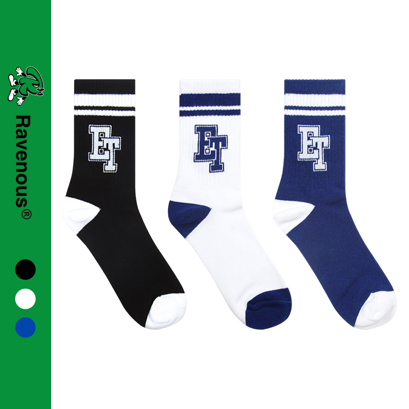 RAVENOUS学院风条纹中筒袜子