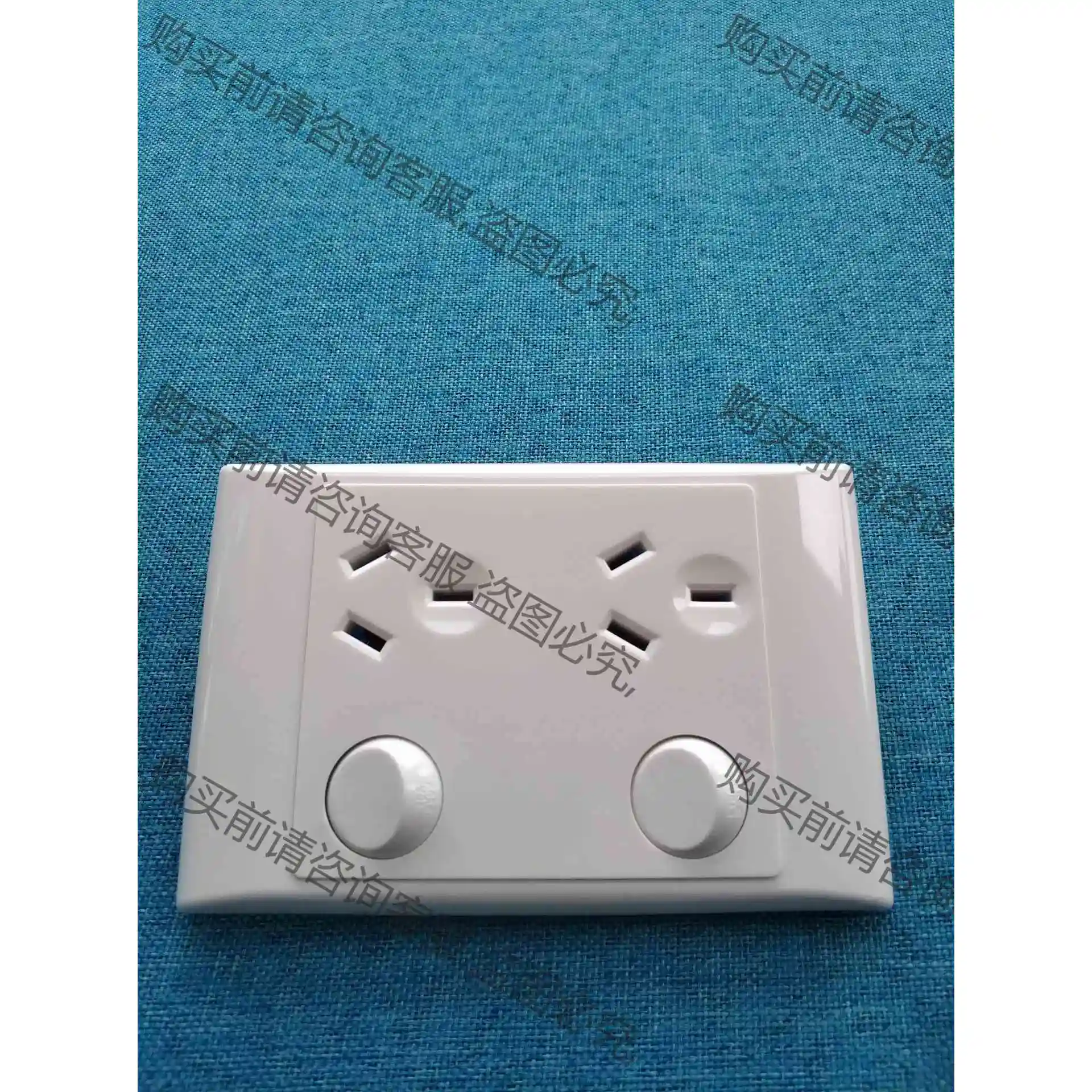 hager海格118型两开10A横三孔插座 议价产品 原装拆机功能完好