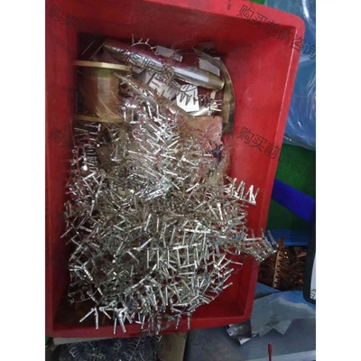 镀银紫铜废料，33公斤80一公斤。 议价产品 原装拆机功能完好