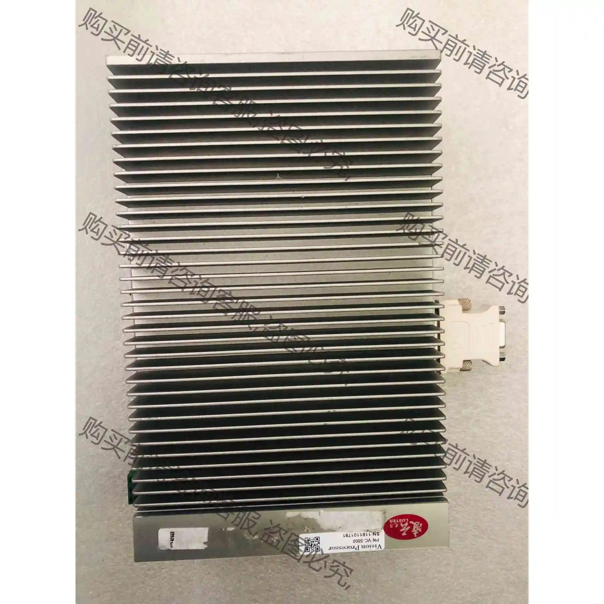 凌华VC-5000 嵌入式工控机视觉计算 议价产品 原装拆机功能完好