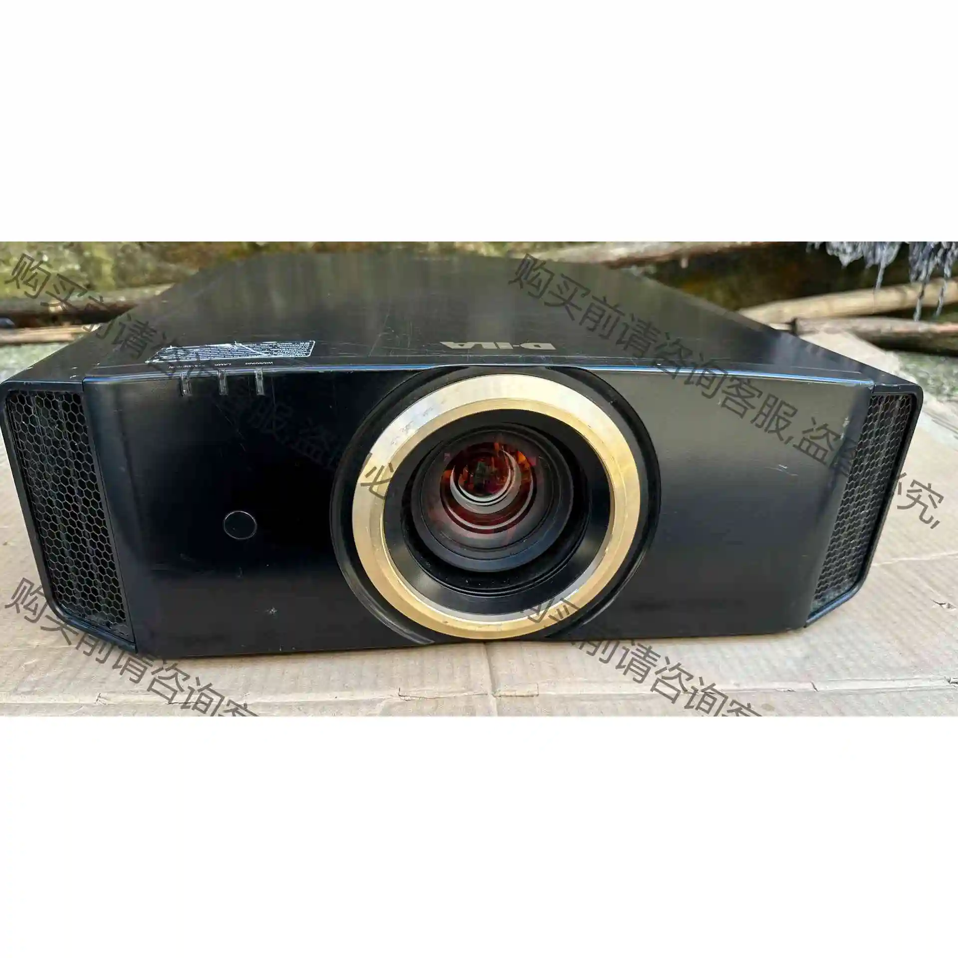 jvc投影仪dla-rs46u，正常使用，成色不太好，有意私 议价产品 原