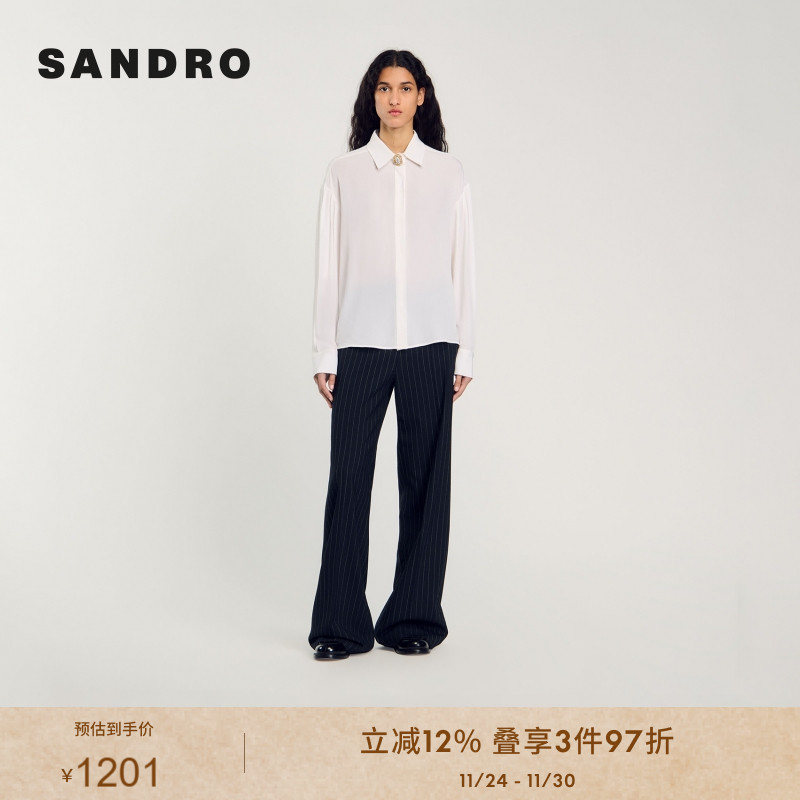 宫廷风仿钻领口  合身舒适版型