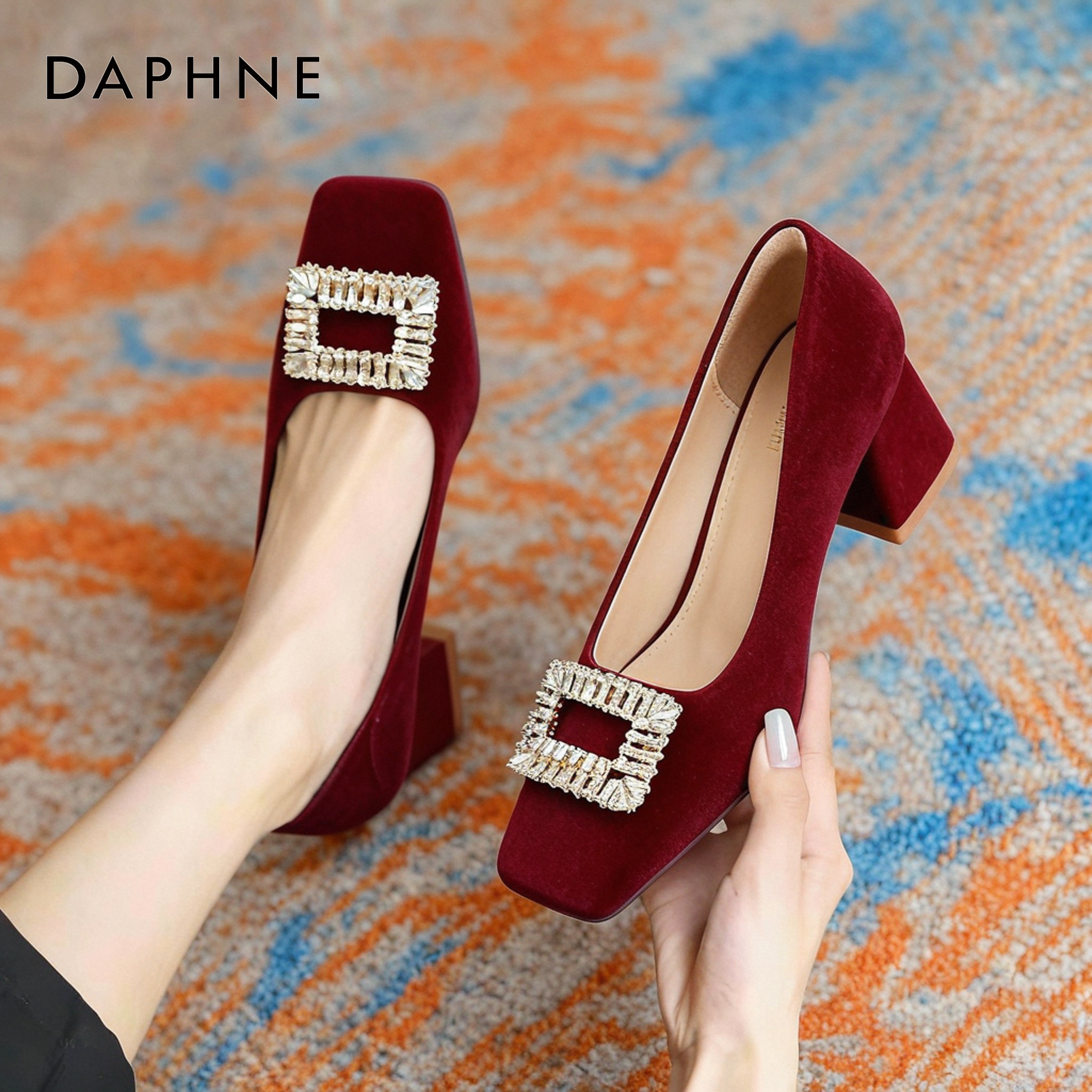 达芙妮红色单鞋女春绝美巨好看的高跟鞋婚鞋子中式秀禾配敬酒服鞋,女鞋,浅口单鞋,淘宝优惠券,粉丝福利购,淘宝优惠卷