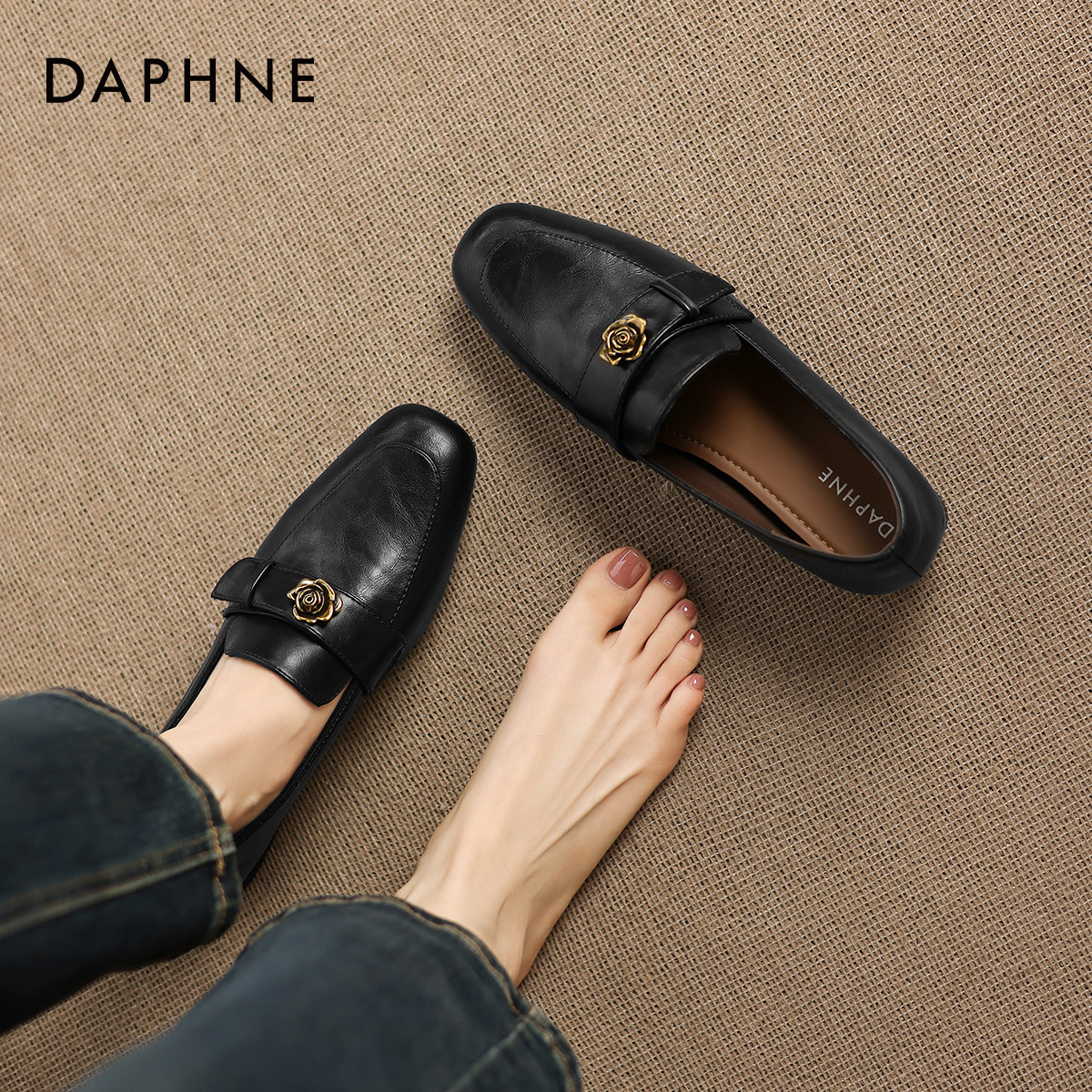 达芙妮乐福鞋山茶花英伦通勤单鞋