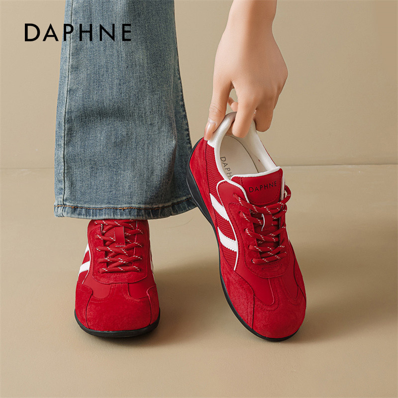 达芙妮红色德训鞋女2026新款春季内增高婚鞋厚底休闲阿运动甘女鞋