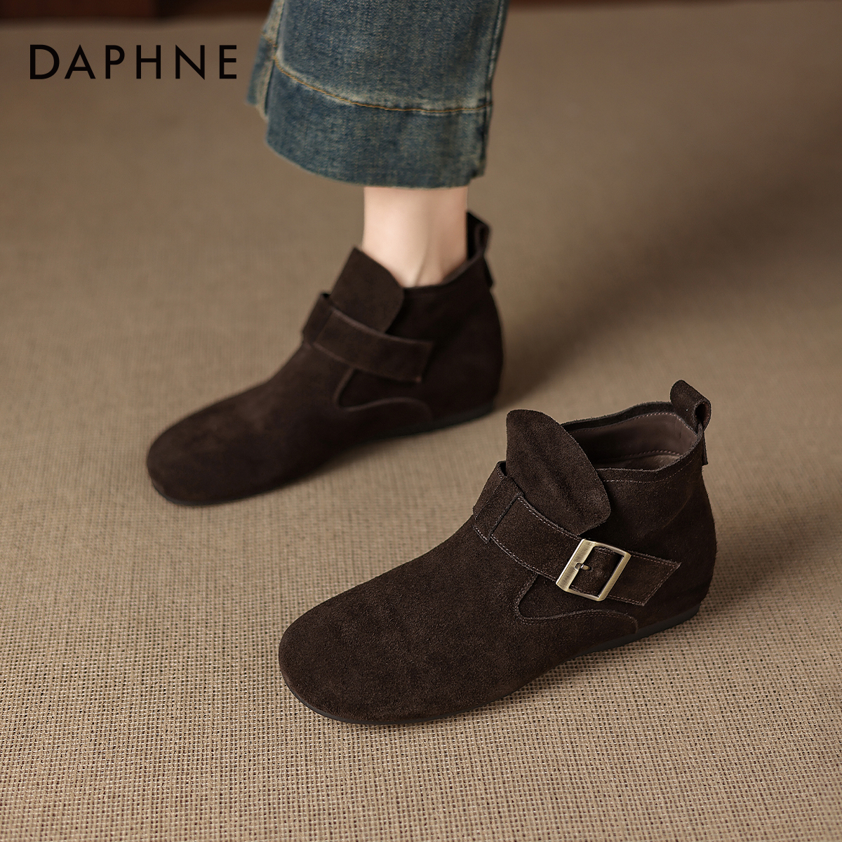 圆头绒面短筒靴子增高显瘦