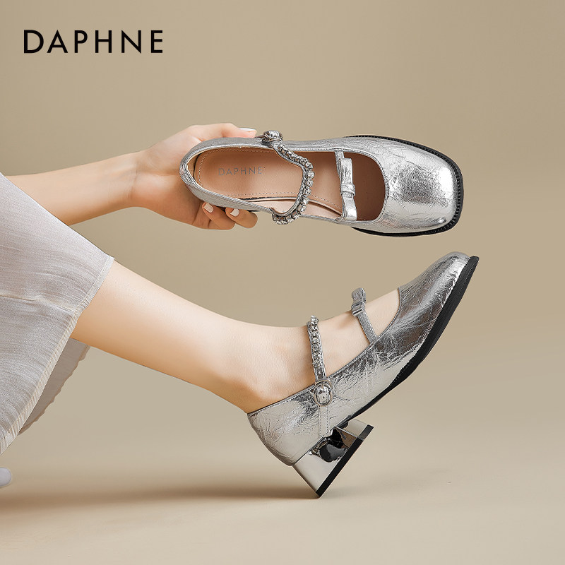 达芙妮水钻蝴蝶结玛丽珍鞋仙女风