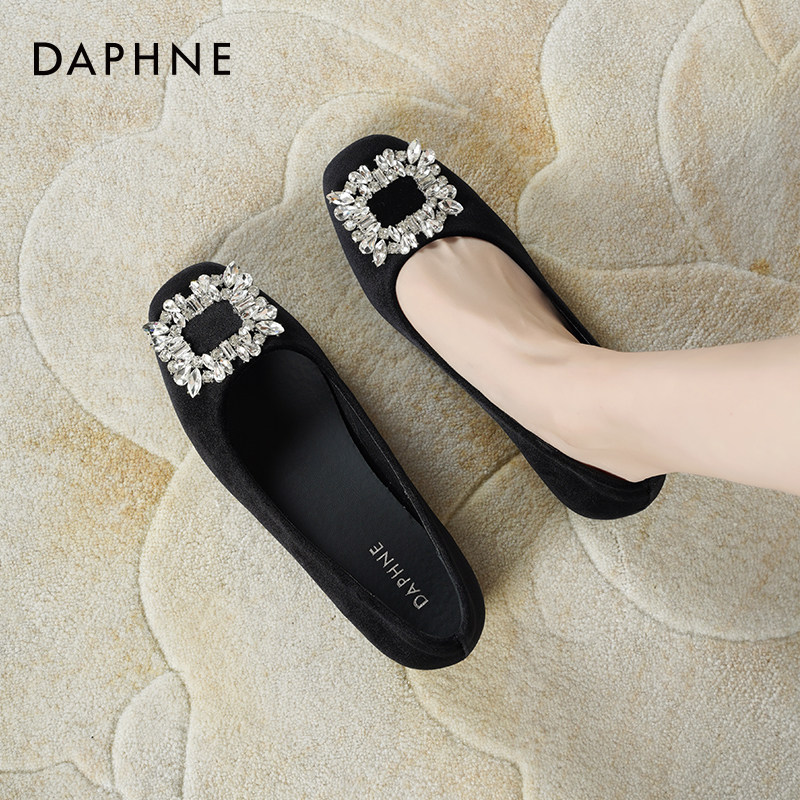 达芙妮黑色单鞋女2026新款春季法式水钻平底鞋软底通勤一脚蹬女鞋