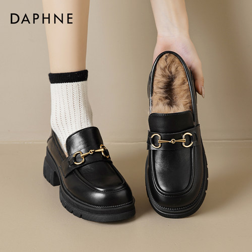 皮鞋达芙妮长毛绒金属扣粗跟