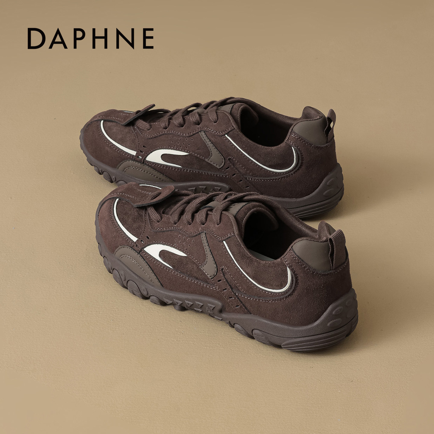 达芙妮复古德训鞋女2025新款秋冬季咖色软底轻便美拉德芭蕾运动鞋,女鞋,德训鞋,淘宝优惠券,粉丝福利购,淘宝优惠卷