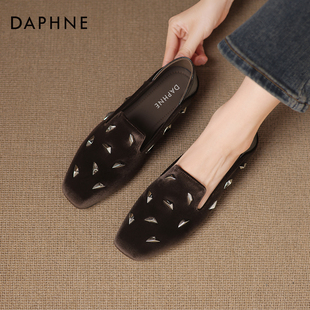 达芙妮棕色老钱风乐福鞋女款2026新款春季妈妈小皮鞋绒面平底单鞋