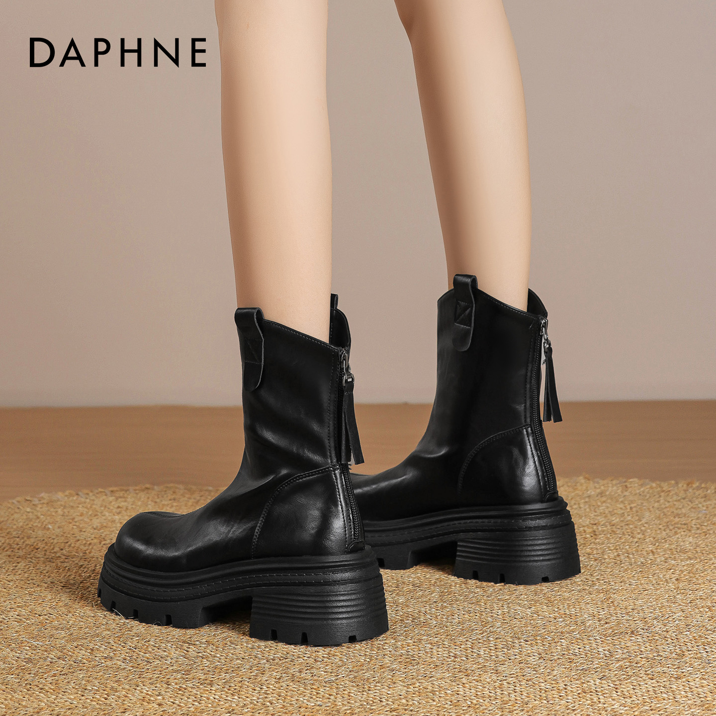 【达芙妮】黑色厚底骑士马丁靴女