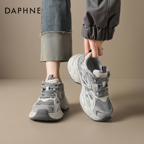 达芙妮2025新款加绒老爹鞋