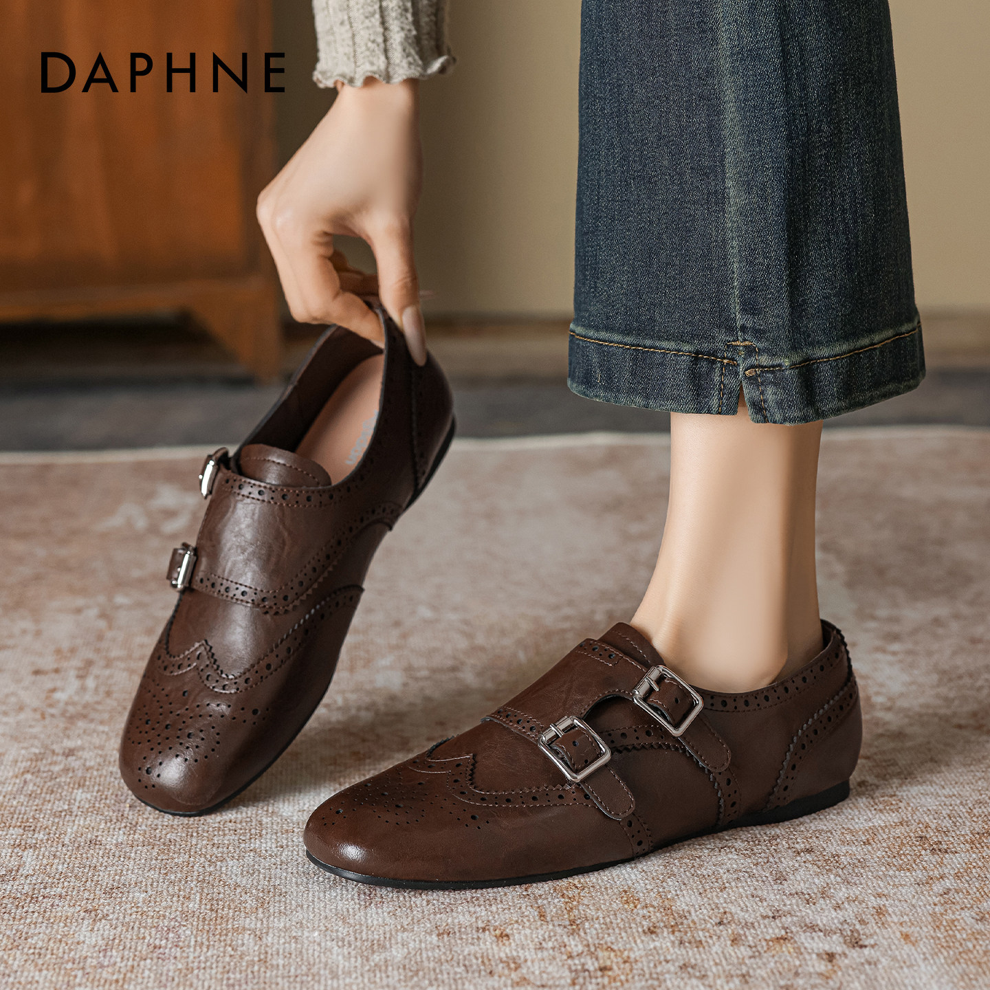 达芙妮棕色乐福鞋女2026春季新款英伦风小皮鞋巴洛克平底通勤单鞋,女鞋,乐福鞋（豆豆鞋）,淘宝优惠券,粉丝福利购,淘宝优惠卷