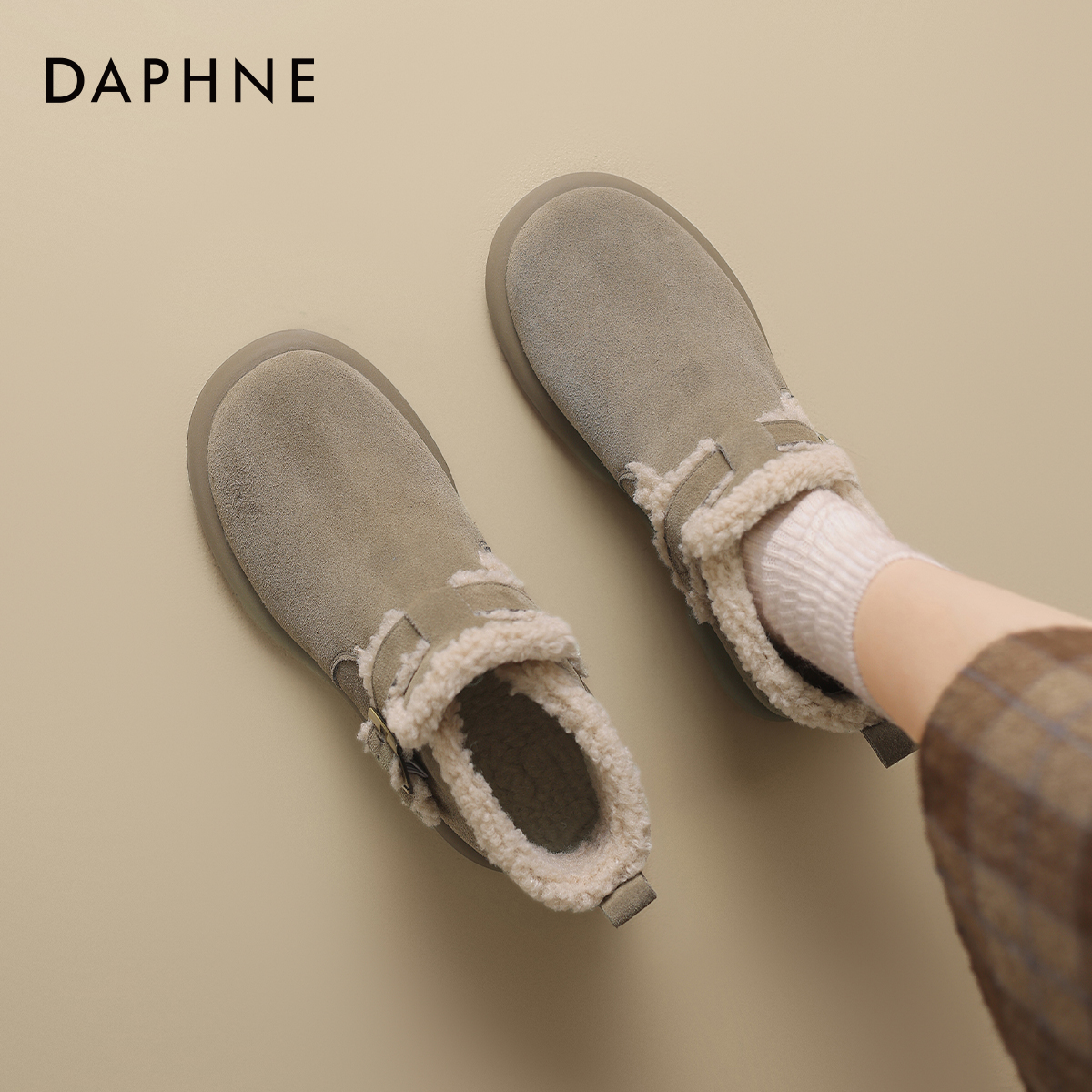 达芙妮加绒勃肯鞋冬季厚底雪地靴