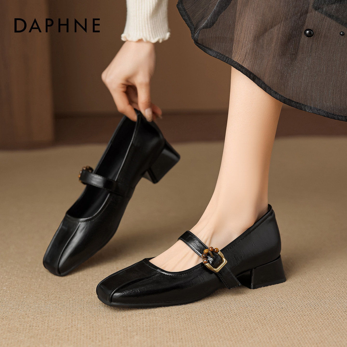 达芙妮单鞋增高百搭时尚舒适