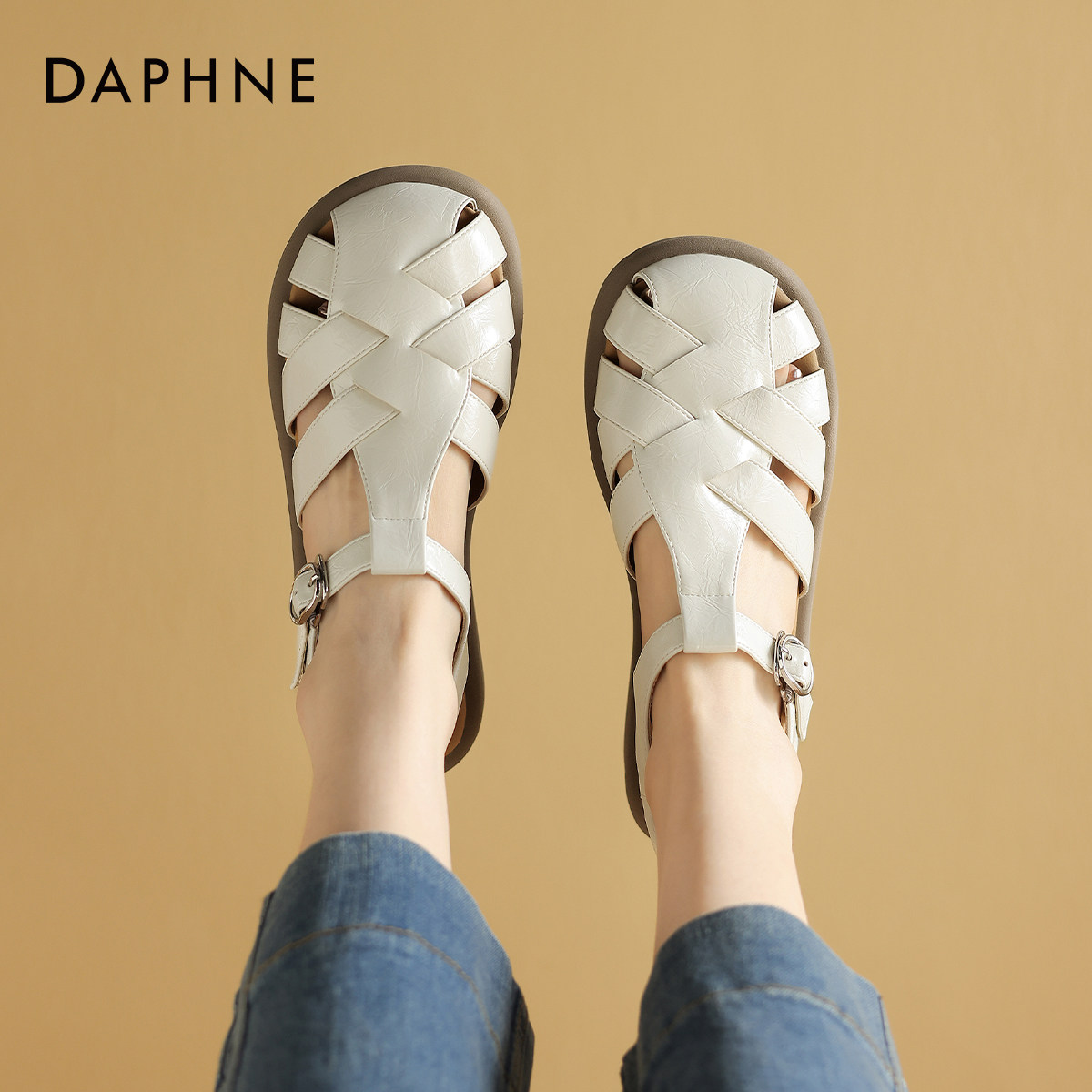 达芙妮编织包头凉鞋女款2026新款夏季厚底罗马鞋子镂空猪笼凉拖鞋