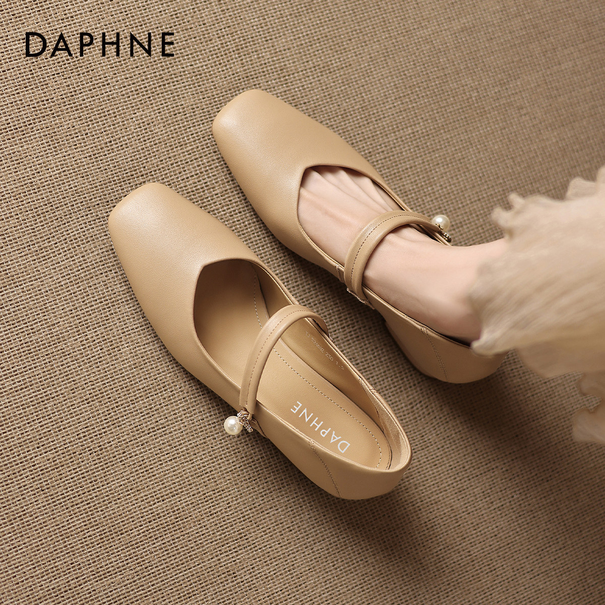 达芙妮浅口单鞋法式玛丽珍鞋皮鞋