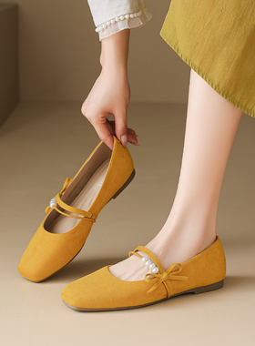 达芙妮黄色玛丽珍鞋女2025夏季新款超火平底芭蕾单鞋配裙子晚晚鞋