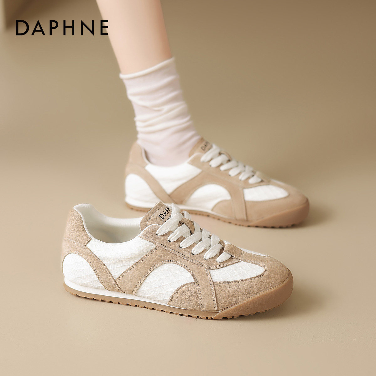 达芙妮德训鞋女款2025新款软底运动休闲鞋夏季透气平底鞋帆布板鞋,女鞋,德训鞋,淘宝优惠券,粉丝福利购,淘宝优惠卷