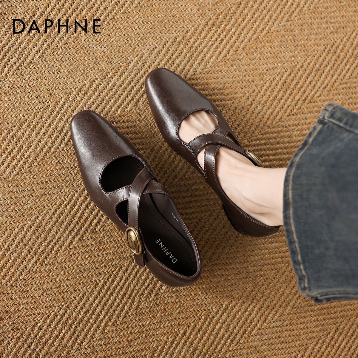 法式复古棕色玛丽珍单鞋粗跟