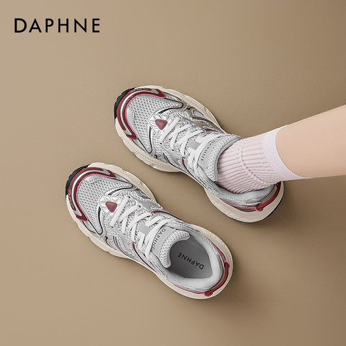 达芙妮红色老爹鞋2025新款夏透气