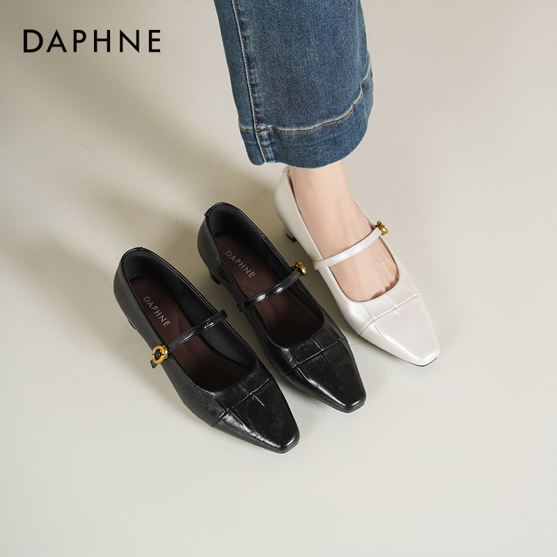 达芙妮玛丽珍鞋女2026新款春季法式方头一字扣粗跟小皮鞋通勤单鞋