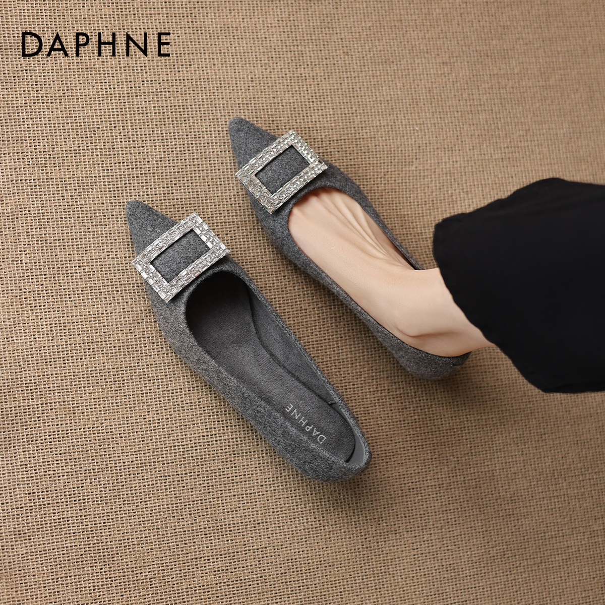 达芙妮法式绝美不累脚单鞋平底鞋