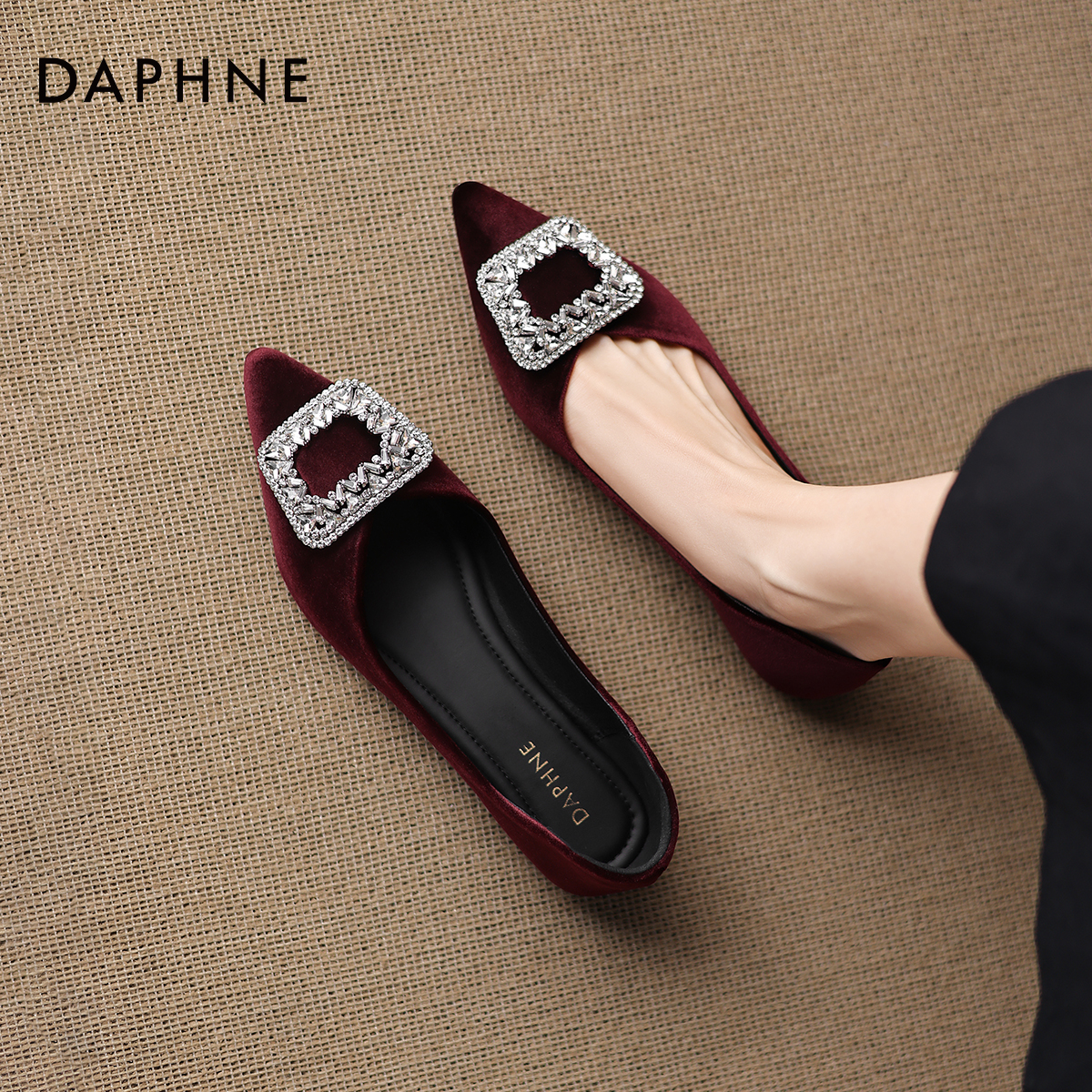 法式绒面平底单鞋女秋季红色婚鞋