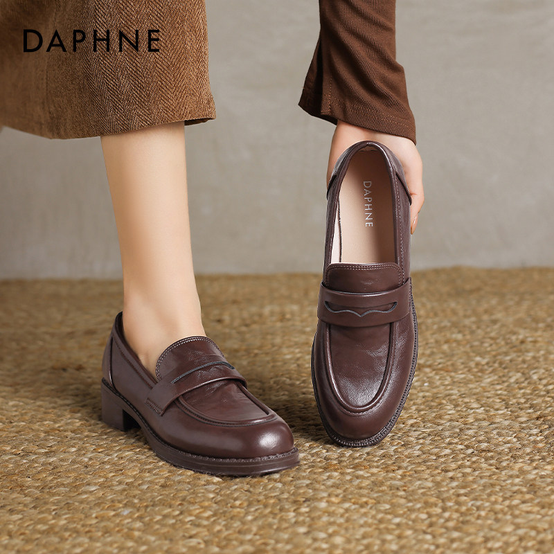 达芙妮英伦风棕色小皮鞋女秋冬2025新款粗中跟乐福鞋通勤加绒单鞋,女鞋,乐福鞋（豆豆鞋）,淘宝优惠券,粉丝福利购,淘宝优惠卷