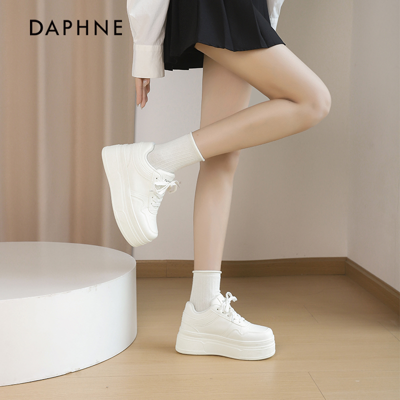达芙妮厚底小白鞋女2024新款