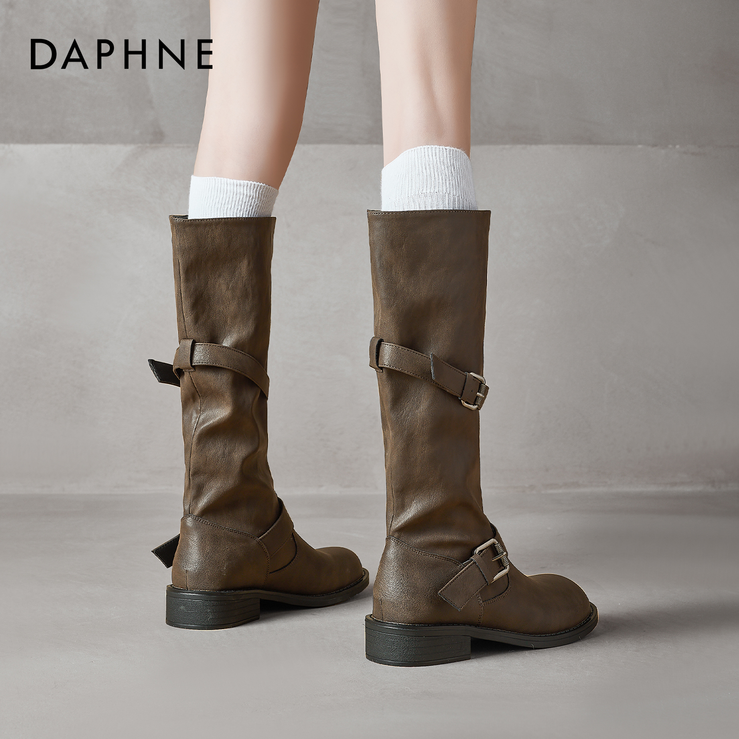 达芙妮靴子长筒靴女修饰腿型2025