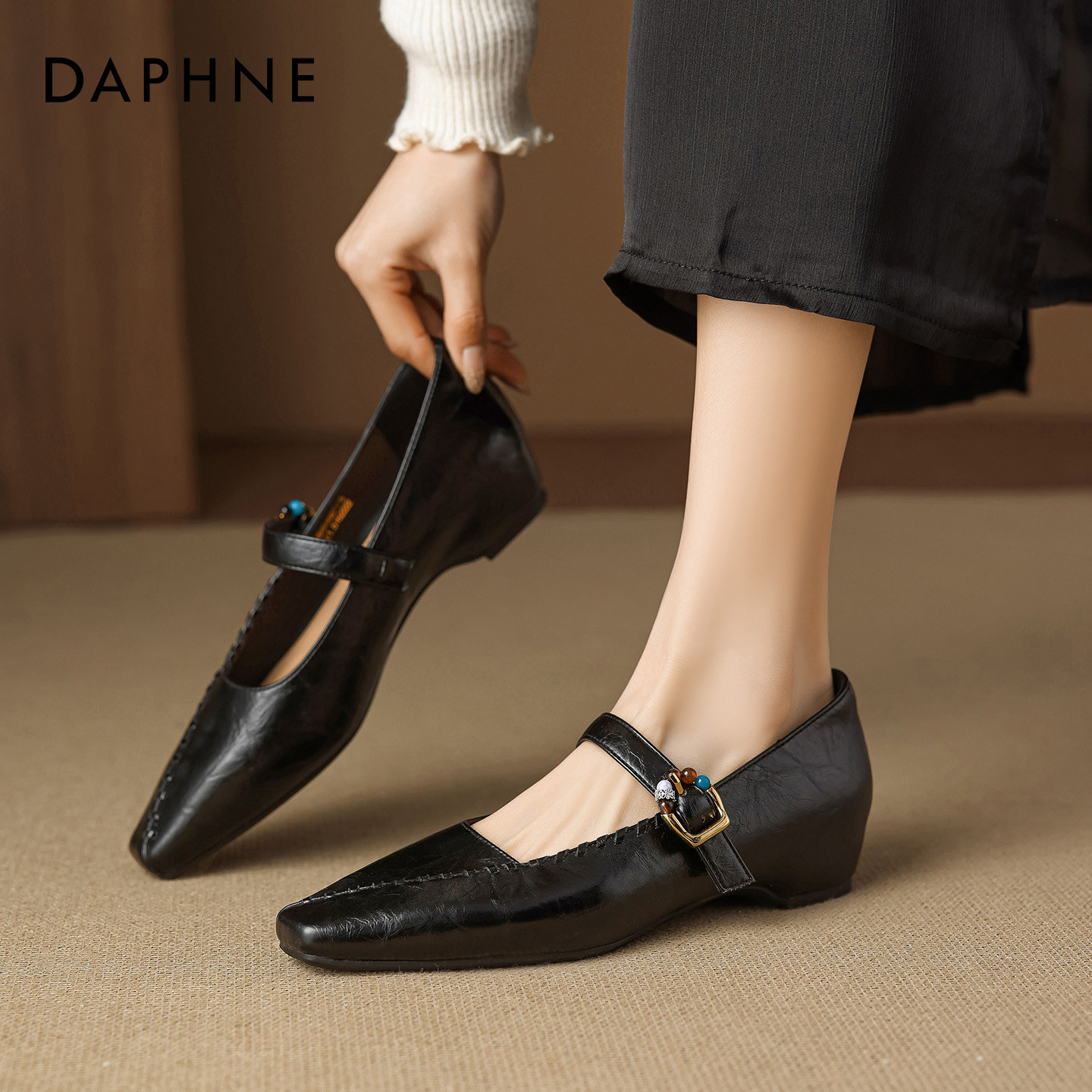 达芙妮玛丽珍鞋女2025新款春季复古内增高浅口单鞋软底通勤小皮鞋,女鞋,浅口单鞋,淘宝优惠券,粉丝福利购,淘宝优惠卷