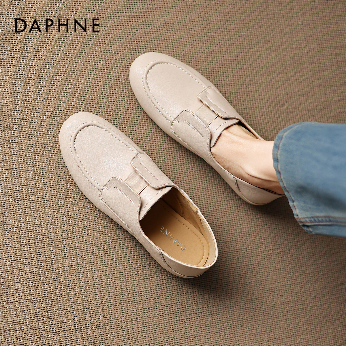 白色乐福鞋女英伦风小皮鞋平底鞋