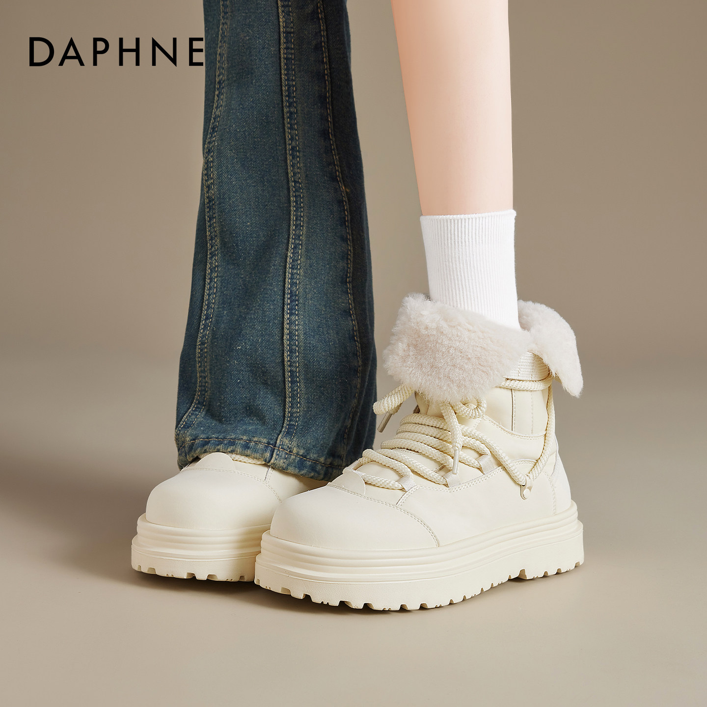 达芙妮中筒两穿雪地靴女冬季加绒加厚底保暖二棉鞋2025新款面包靴,女鞋,时尚雪地靴,淘宝优惠券,粉丝福利购,淘宝优惠卷
