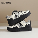 达芙妮小白鞋女款2025新款百搭chic鞋子女鞋冬厚底板鞋女款休闲鞋