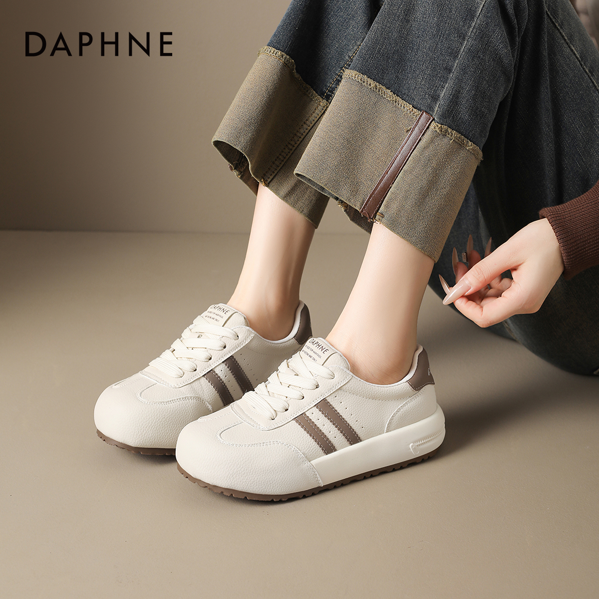 复古风休闲鞋，简约撞色超百搭。