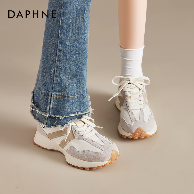 达芙妮厚底德训鞋女增高