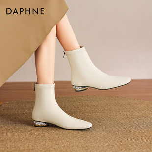 达芙妮白色马丁小短靴2025新款秋冬女士女款高级感瘦瘦皮靴女靴子