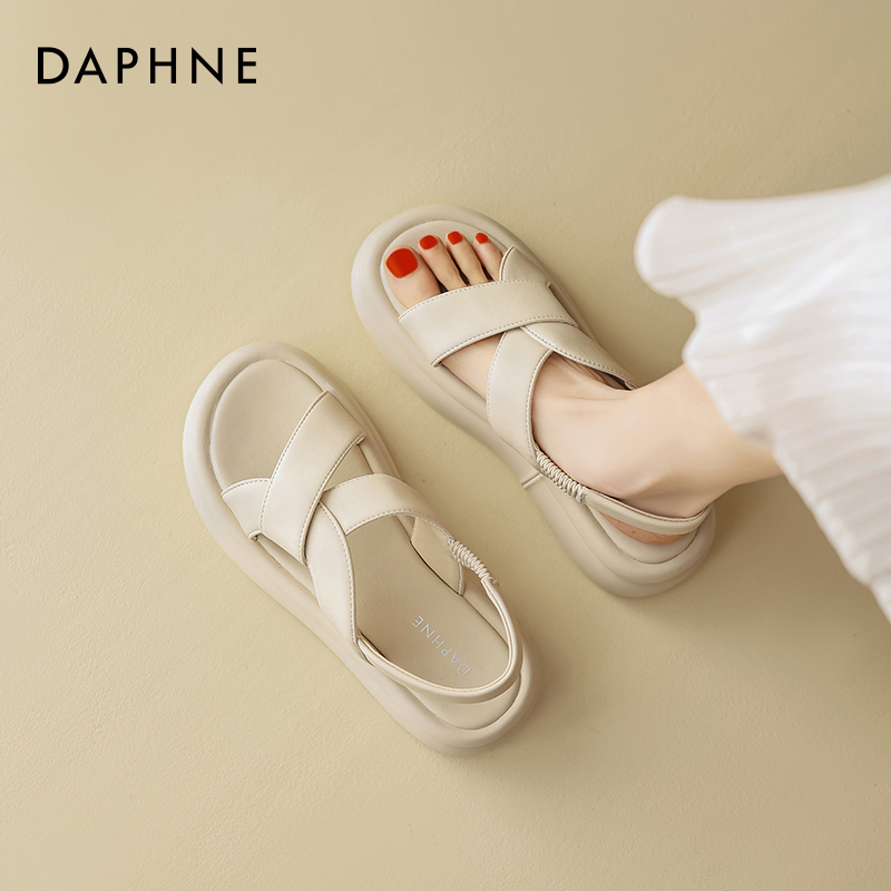 达芙妮2024新款舒适软底运动凉鞋