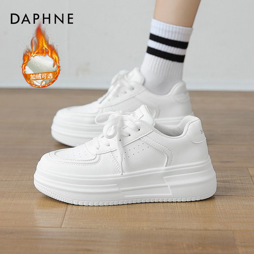 达芙妮低帮圆头休闲风小白鞋