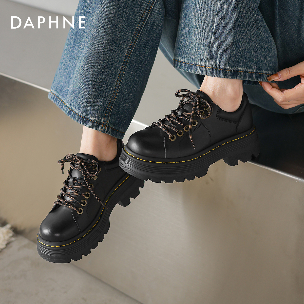 达芙妮厚底乐福鞋女增高系带德比